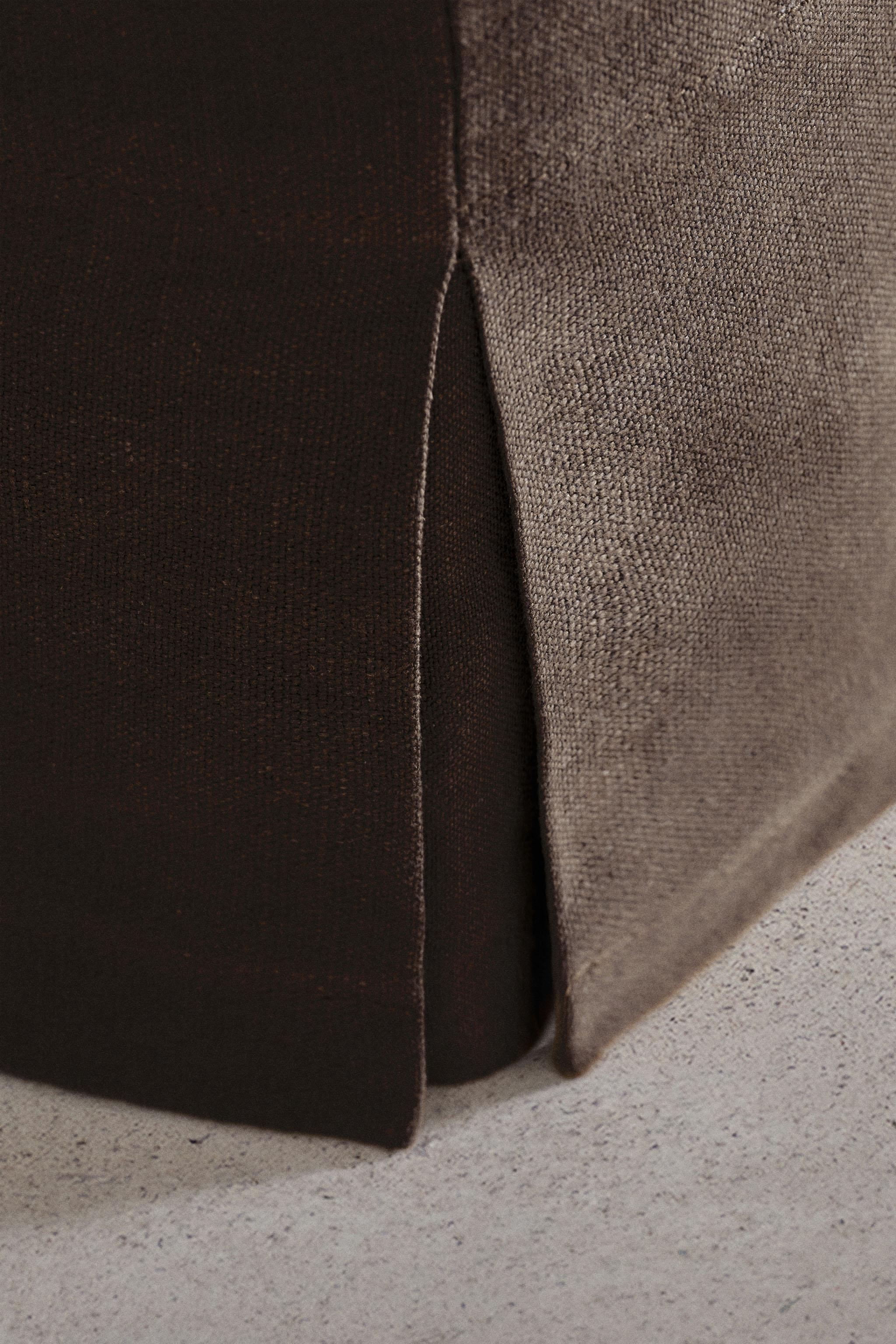 HOUSSE REPOSE-PIEDS LIN 01